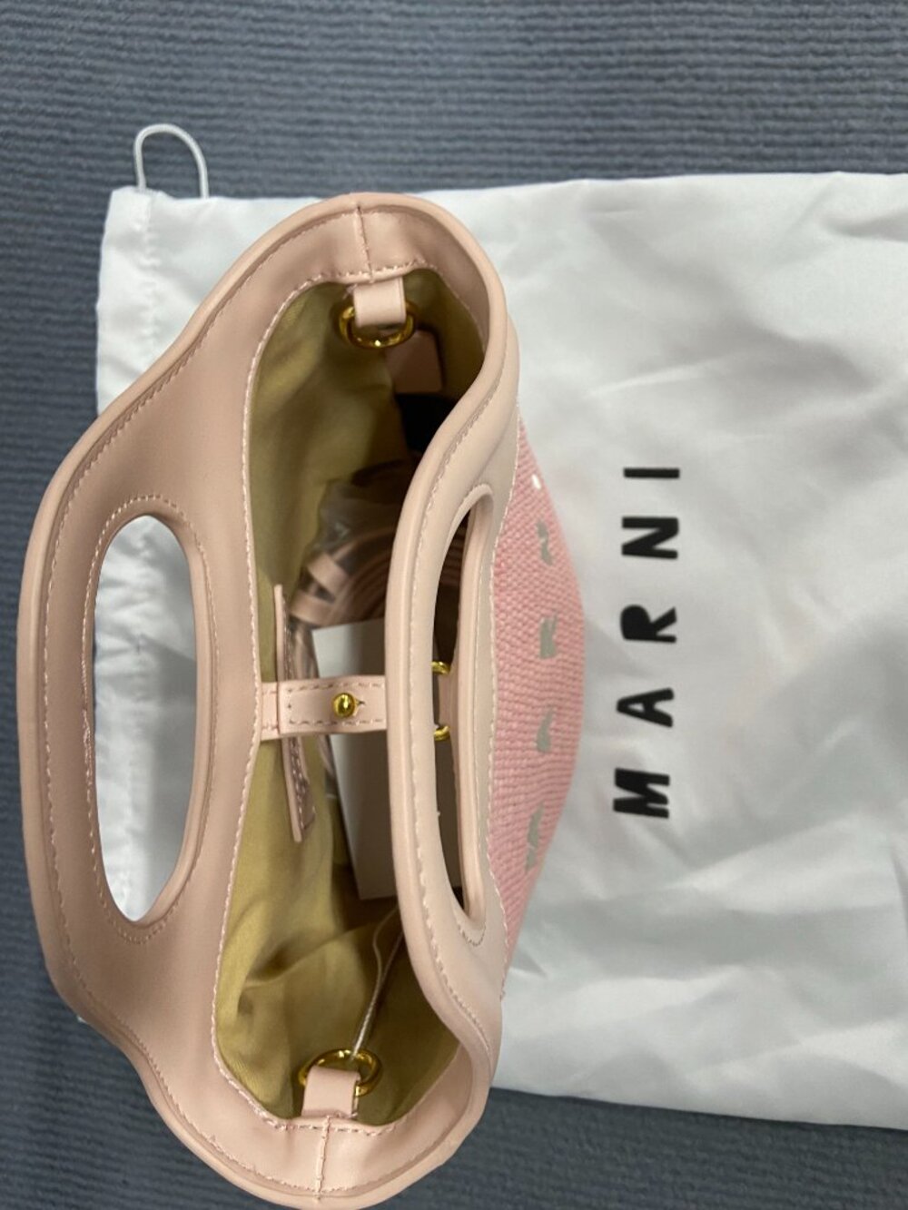 🌸Marni Blush Pink Raffia Mini Bucket Bag Leather Trim Removable Crossbody Strap - Picture 2 of 6